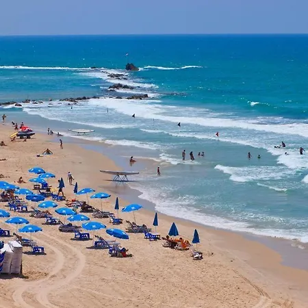 Isramax Apartment Near The Beach. Bat Yam Exterior photo