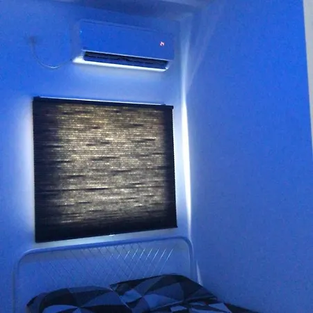 Isramax Apartment Near The Beach. Bat Yam Exterior photo