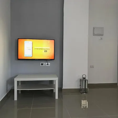 Isramax Apartment Near The Beach. Bat Yam Exterior photo