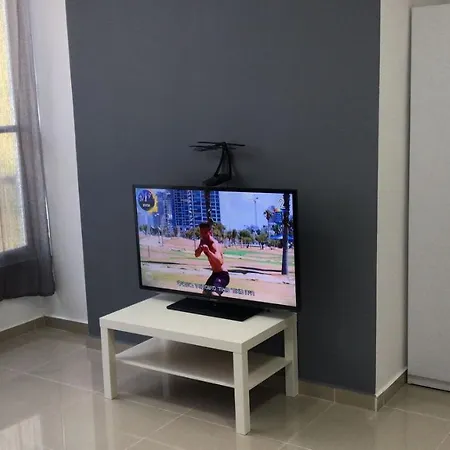 Isramax Apartment Near The Beach. Bat Yam Exterior photo