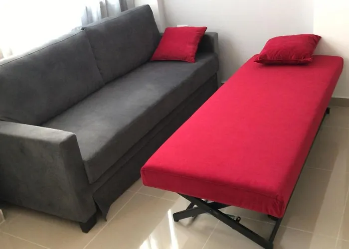 Isramax Apartment Near The Beach.